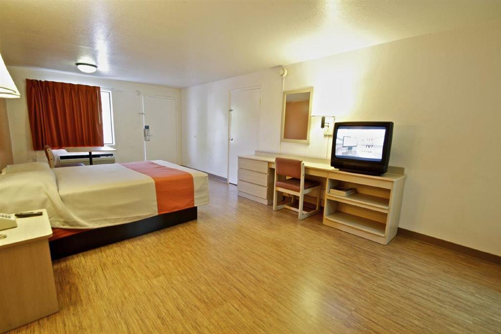 Motel 6-Raleigh, Nc - Cary Room photo