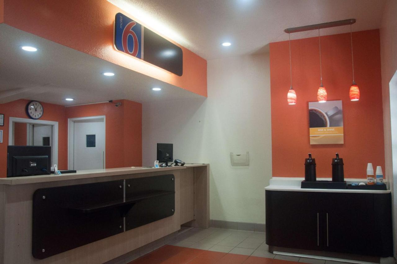 Motel 6-Raleigh, Nc - Cary Exterior photo
