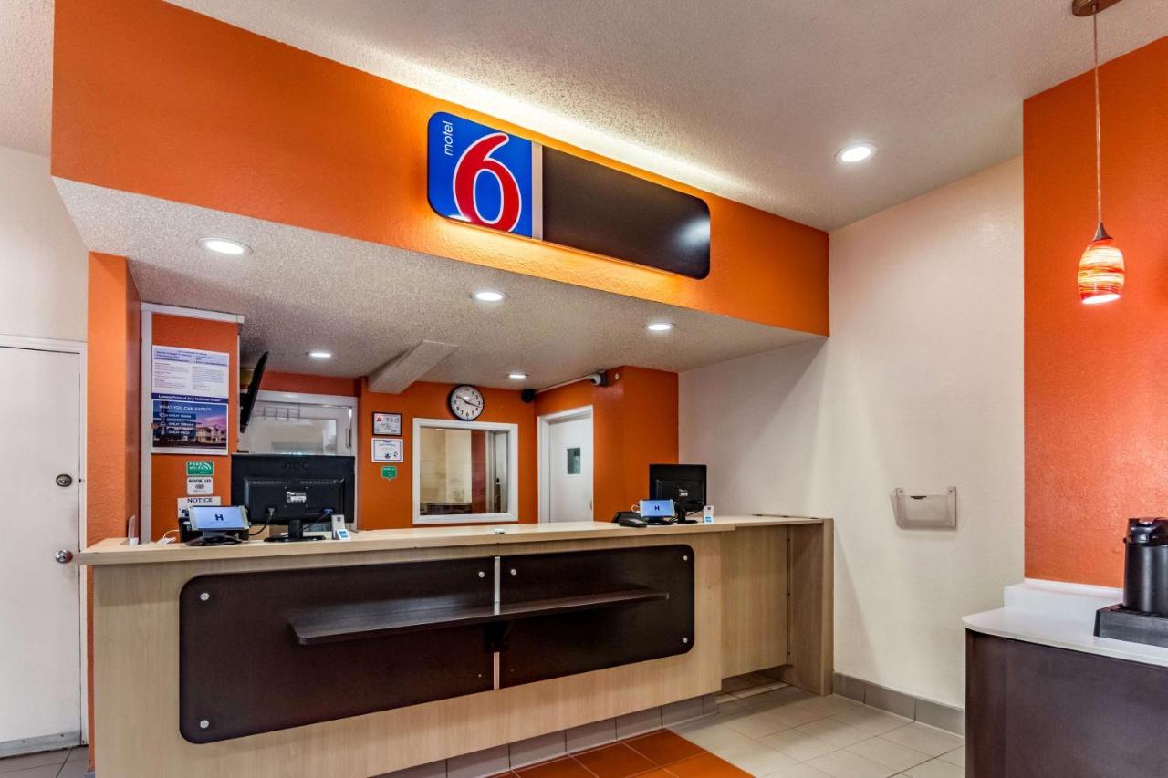 Motel 6-Raleigh, Nc - Cary Exterior photo