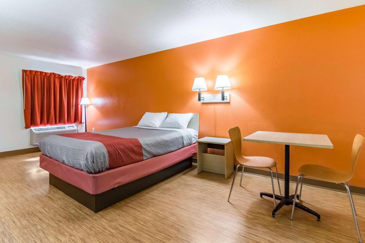 Motel 6-Raleigh, Nc - Cary Exterior photo