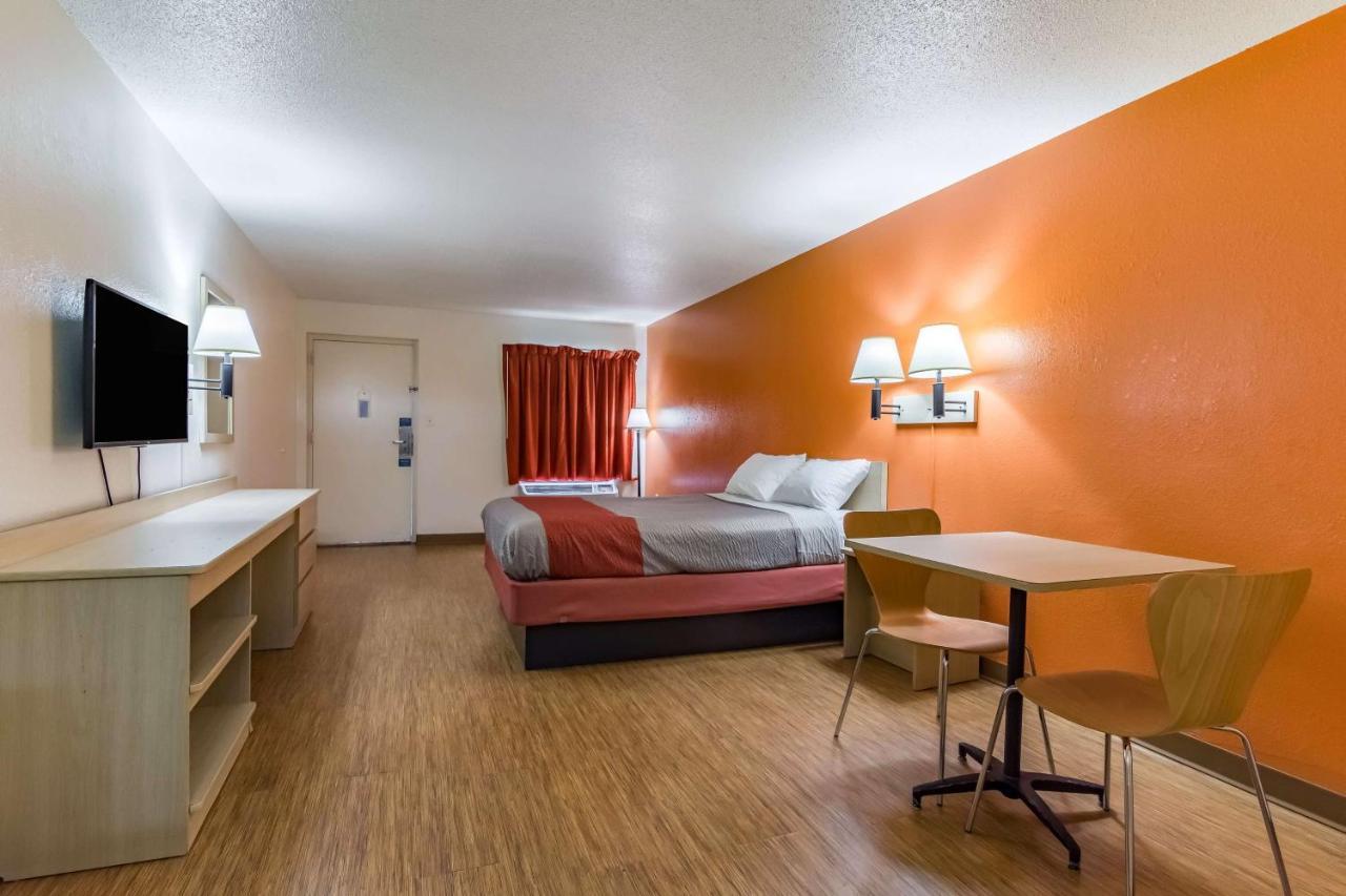 Motel 6-Raleigh, Nc - Cary Exterior photo